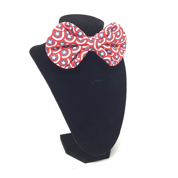 Captain America Shield Handcrafted Bow Tie - Comic Book Collection - Picture 2 of 9